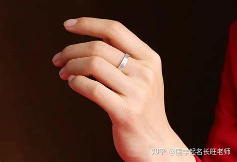 小拇指短代表什么意思_小拇指短有什么说法,第13张 小拇指短代表什么意思_小拇指短有什么说法,第13张