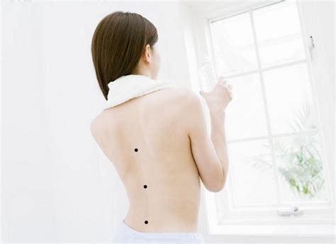 女人右肩膀有痣代表什么命_右肩有痣的女人命运,第6张 女人右肩膀有痣代表什么命_右肩有痣的女人命运,第6张